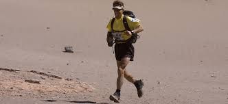 Με τον καταπληκτικό θρύλο των υπερμαραθωνίων Κωνσταντίνο (Ντιν) Καρνάζη στην παρουσίαση των βιβλίων&nbsp;του.