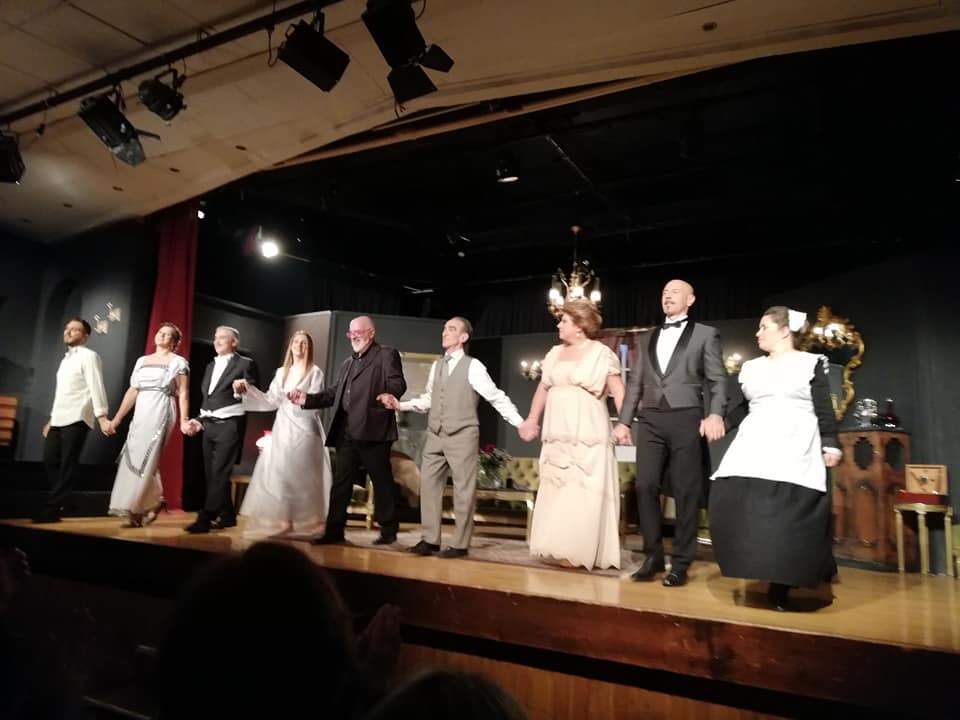 H Κίνηση Οργανικότητας ΚΟΣΜΟΠΟΛΙΣ στην εξαιρετική θεατρική παράσταση »Ο Επιθεωρητής έρχεται»