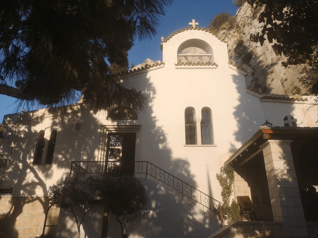 Το ΚΟΣΜΟΠΟΛΙΣ στον πανηγυρικό εσπερινό της εορτής του Αγ. Ισιδώρου Πηλουσιώτη στο πνευματικό μας κέντρο, στο ομώνυμο εκκλησάκι των Αγ. Ισιδώρων Λυκαβηττού την Παρασκευή,&nbsp;3/2/2023